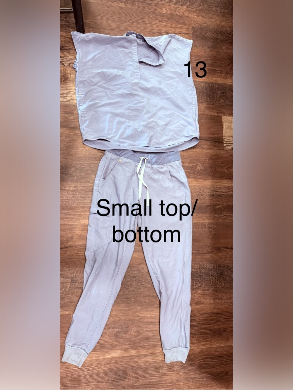 Women’s Light blue figs small top/bottom
